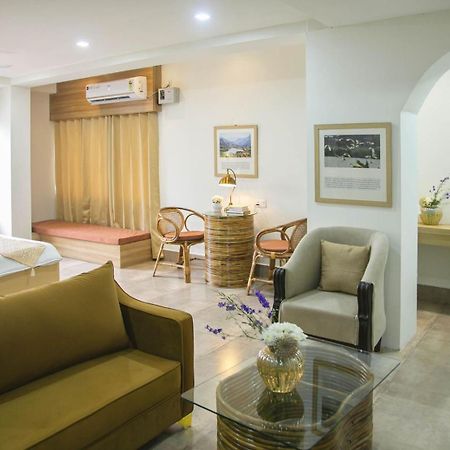 Hotel Lake Shilloi Dimāpur Kültér fotó