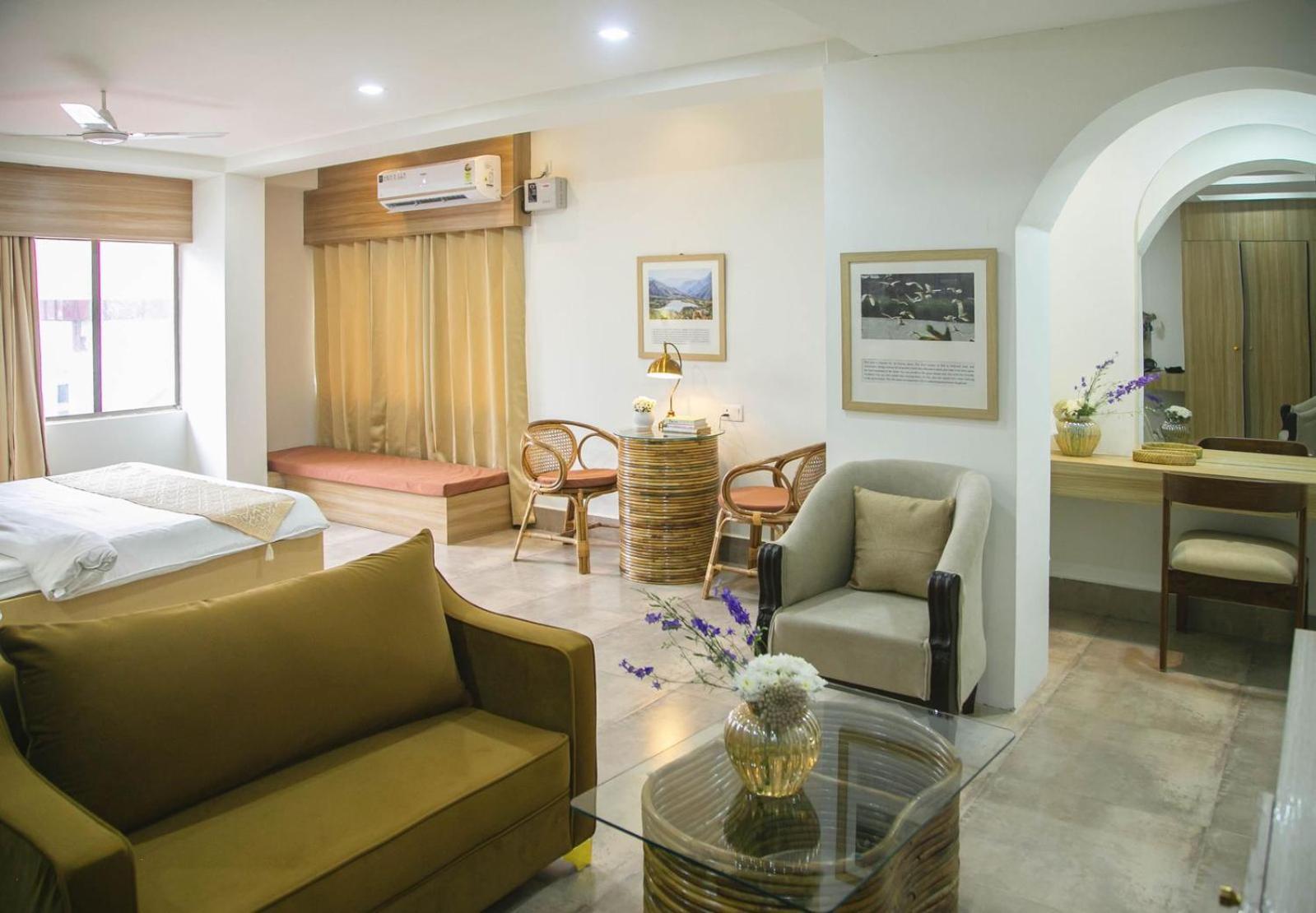 Hotel Lake Shilloi Dimāpur Kültér fotó